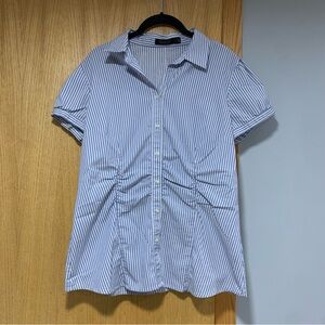 The Limited Striped Button Up Essential Shirt - Size Large